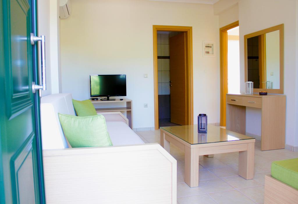 Olive Tree Apartments Fourka Habitación foto