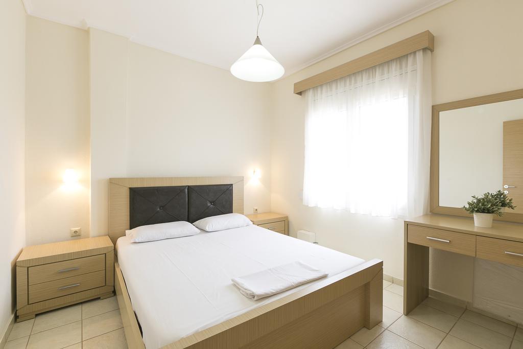 Olive Tree Apartments Fourka Exterior foto