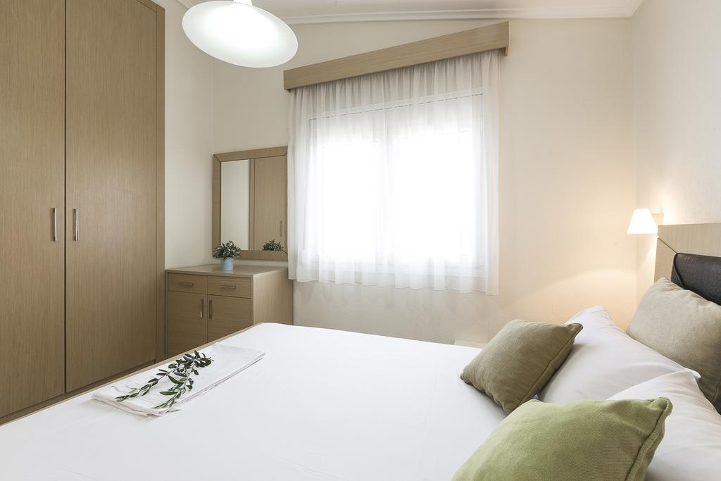 Olive Tree Apartments Fourka Exterior foto